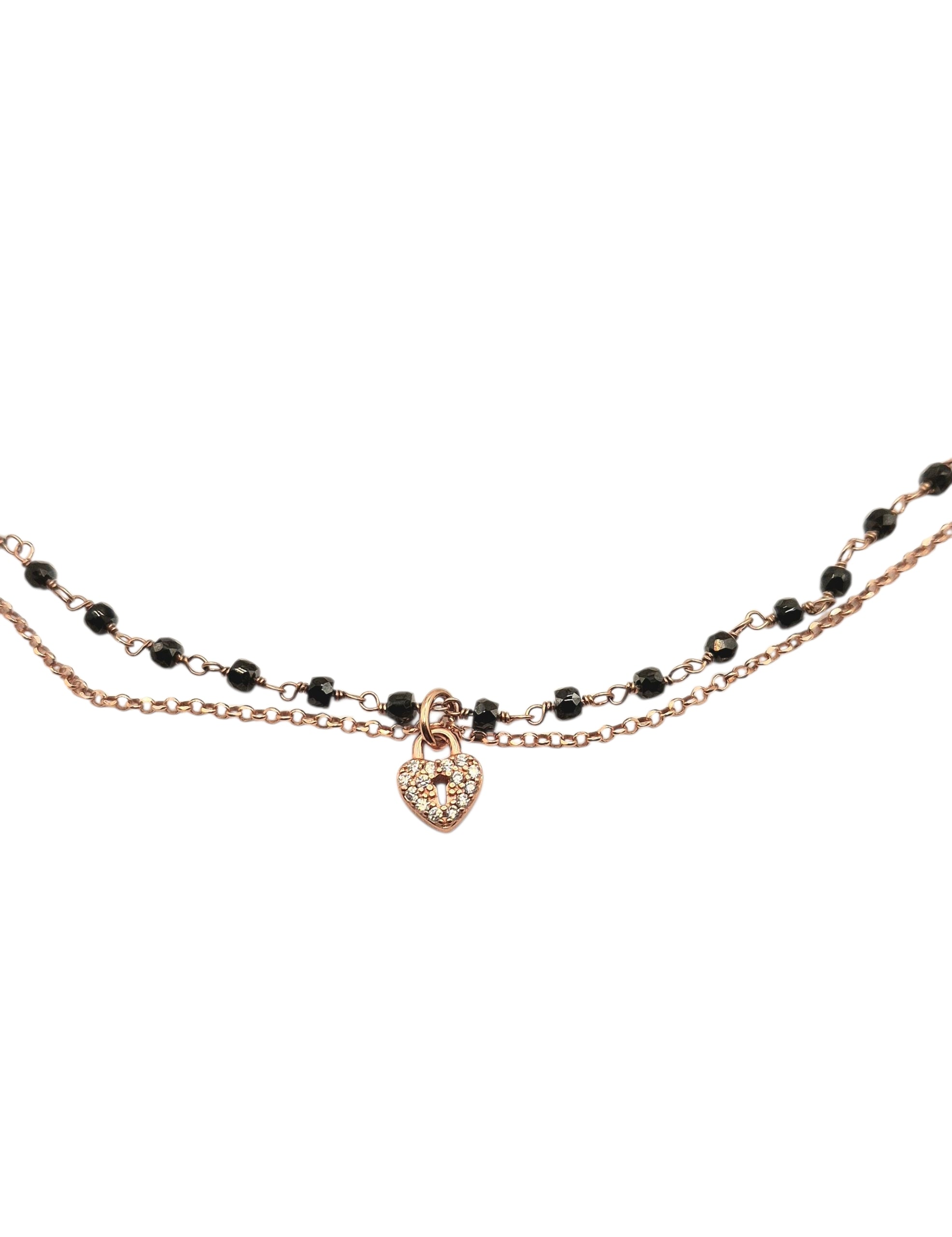 Luce Rosa - Un doppio filo che racconta eleganza e personalità